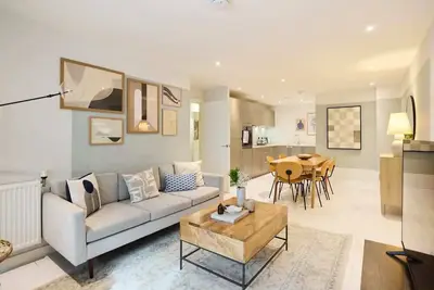 The River Lea Escape - Charming Bright 2 Bdr Flat