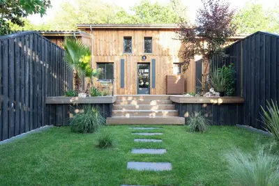 Image de Maison du Ponton au bord du canal de Cazaux