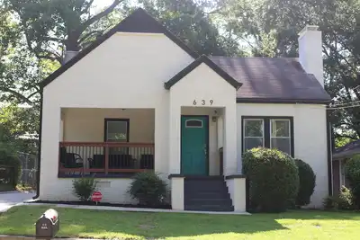 Image de Charming 2-bedroom cottage with Ac, WiFi in brilliant Atlanta