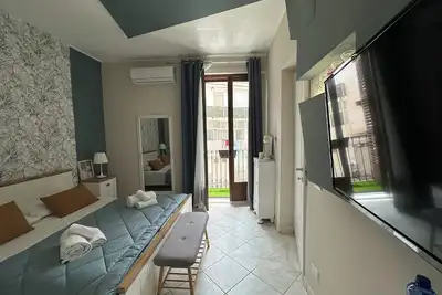 Image de Provencal style suite (second floor)