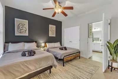 Image de Upscale 1br Suite Mins to Downtown Raleigh!
