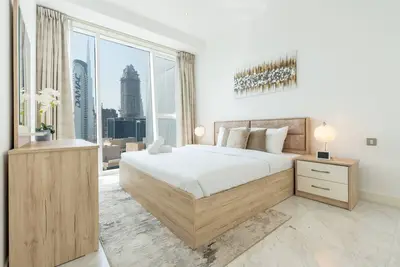 Image de 1br Overlooking Burj Khalifa & Dubai Water Canal, Easy Access to Downtown, The Pad