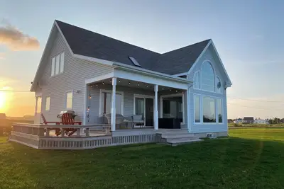 Image de Beautiful Waterfront cottage in New London