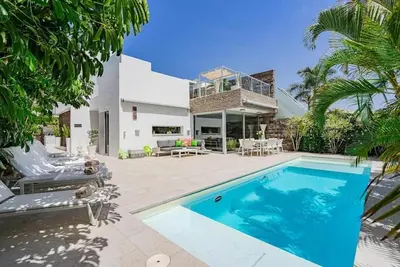 Image de Luxury 4 Bedroom Villa in Del Duque Costa Adeje