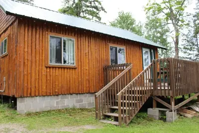 Image de Cabin 7 - Cozy classic cabin on the lake shore with private deck