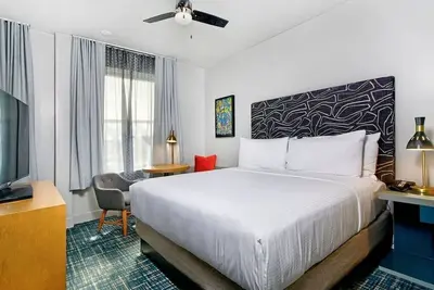 Image de Charming Unit with Rooftop Pool, Near Yerba Buena & Chase Center