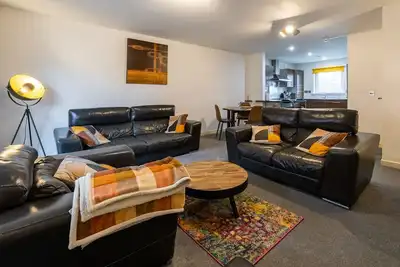 Image de Dundee City centre apartment - 3 bedrooms sleeps 6