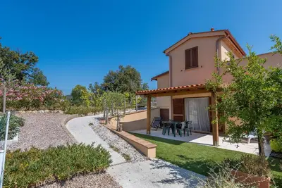 Image de Studio « Oltremare - Casa Nocolino » avec piscine partagée, Wi-Fi et climatisation