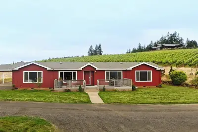 Image de 4-bedroom house with picturesque views of Mt. Hood