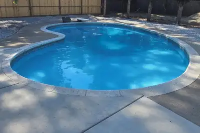 Image de Pool house near Red Bluff fairgrounds with Ac, WiFi, Rv, boat parking