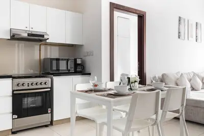 Image de New Chic 2-Br in Al Jaddaf