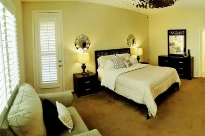 Image de #2 Escapada de Lujo Casa Privada con Bbq  A Minutos del Centro y Las Vegas Strip