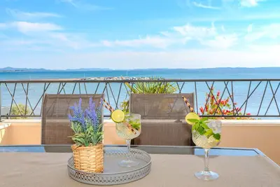 Image de Appartement de deux chambres prés de la plage Privlaka, Zadar (A-24599-c)