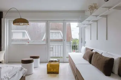 Image de Huswell x Studio 14 - Design Studio near the sea