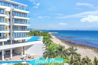 Image de Zantamar 506c: Beachfront Condo w Private Parking