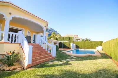 Villa spectaculaire avec piscine privée et vue sur la mer à Denia
