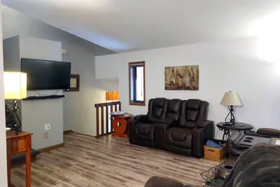 Image de Wonderful Upper Unit, 2-bedroom home in North Pole Duplex