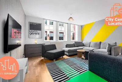Image de Iconic Canal Street Apt by City SuperHost