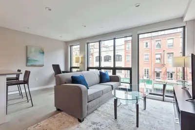 Image de Chic North End Escape Near Waterfront