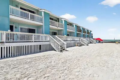 Image de Community pool, pier and boat launch, Bbq, Pet Friendly, Tennis, Waterfront