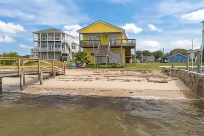 Image de Harkers Island Haven-waterfront, private beach and dock