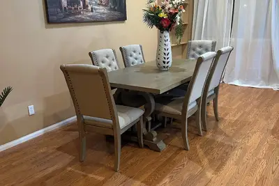 Image de Welcome to Villa Las Flores! Your dream 4br retreat with a cozy outdoor awaits!