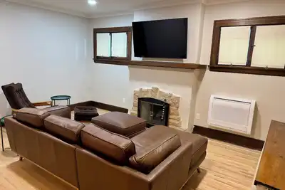Image de Stay at Joan’s Place! Charming, updated 2-bedroom house in Mac Groveland