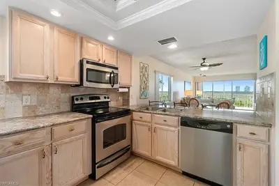 Image de Charming 2-bedroom condo with Gulf Beach and Inland Water access in Bonita