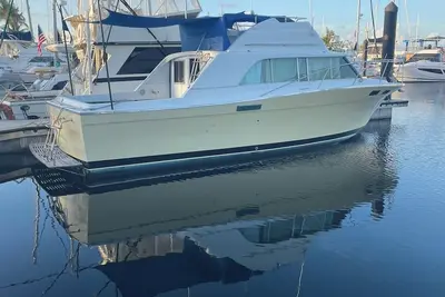 Image de Super-cozy boat in 5 Star Key West Marina.