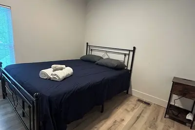 Image de Short Walk to the Falls Newly Renovated 4 Bedroom