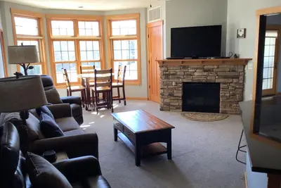 Image de Charming 2-bedroom condo with Ac, WiFi in superb Three Lakes