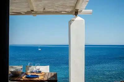 Image de #Hh03 Seafront villa overlooking Chrysopigi