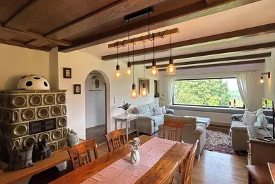 Image de Cozy vacation home in a quiet natural location with panoramic views!