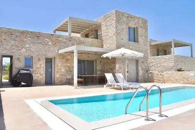 Serenity Kolymbithres Pool Villa