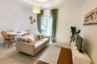 Image de Charming renovated one-bedroom apartment, just minutes from the subway