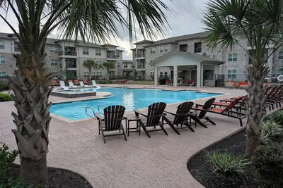 Image de 2-bedroom apartment in brilliant Texas City with fitness room, Ac, WiFi