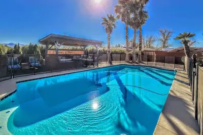Image de Vegas Speakeasy • HotTub • Pool • Games • Stadium