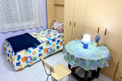 Image de Offer_BedRoom for 1 Person - Shared with a Family in City Centre - Bus Station.