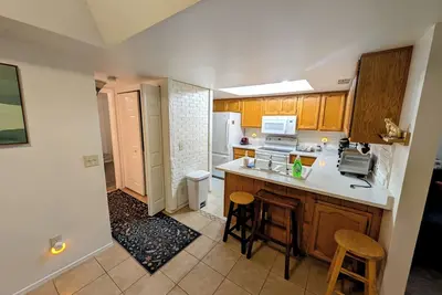 Image de Cozy 2-Bed Townhome w/ Pool, Ac & WiFi – Walk to Downtown Gilbert!