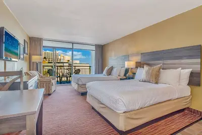 Image de Coastal Charm 4th Floor Oceanview Stay!