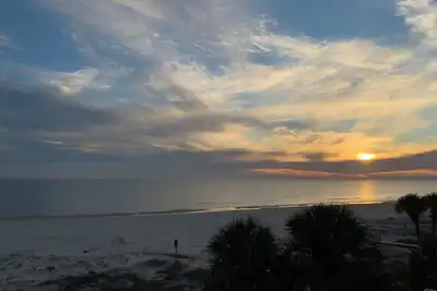 Image de Welcome to Turtle Tower Down! Located on Indian Pass where natural beauty and southern hospitality meet at a serene private beach!