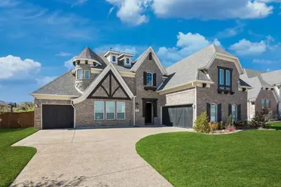 Image de Spacious 5-bedroom house with 2 king beds in charming Grand Prairie