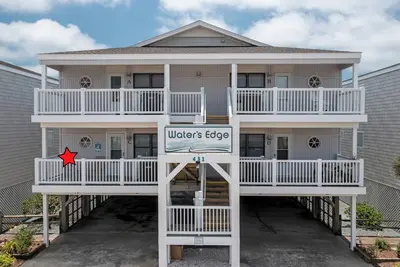 Image de \"Waters Edge 431-C\" - Oceanfront Condo w/ Community Pool, 2 Bedrooms / 2 Bathrooms