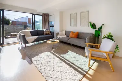 Image de Warm Family Comfort in the City with Garage Parking