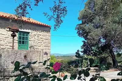Image de 2Br Serra da Estrela Escape-Cheese & Wine, Parking
