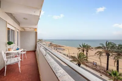 Image de Appartement 'Cozy nest T2 - Quarteira' avec Vue Mer, Balcon et Wi-Fi