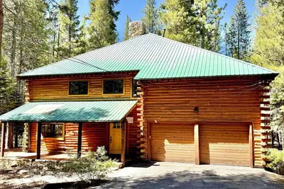Image de Luxury Log Cabin Retreat in Tahoe Donner — Sleeps 14~ 5br~ 3ba~ 3, 000 sq ft