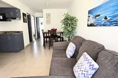 Image de Charming Corner House 3br 2bath w/garage