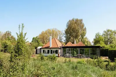 Image de Villa restaurée à proximité de la mer
