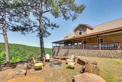 Image de Stunning River Views: Pet-Friendly Home in London!
